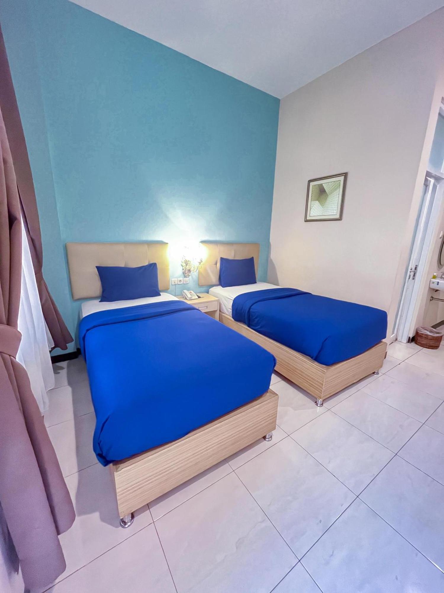 Ceria Boutique Hotel Maguwo Exterior photo